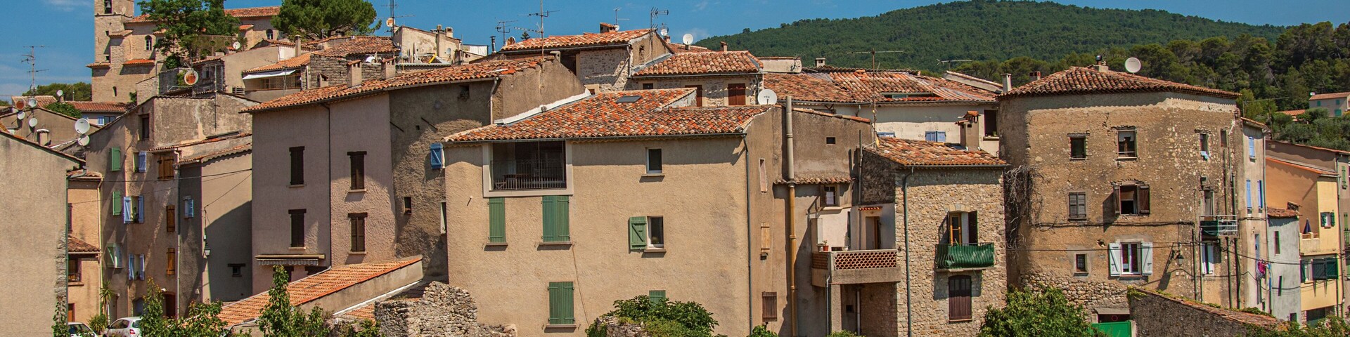 Panoramic view of the houses at the quiet and charming village of Figanieres, on a hot and sunny summer day. Located in the Var department, Provence region, southeastern France