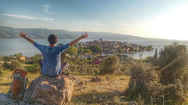Gölyazı (also known Apolloniatis) is small town in Lake Ulubat in Bursa. It is founded on really small peninsula but makes you have really experience. You must visit here If you plan to come #Turkey.