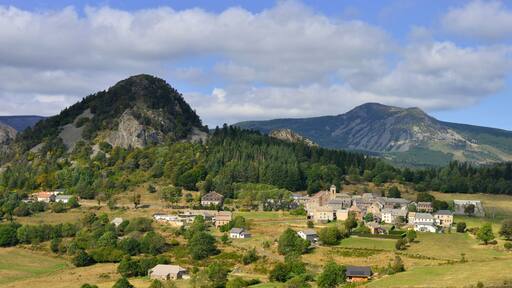 Saint-Cirgues-en-Montagne