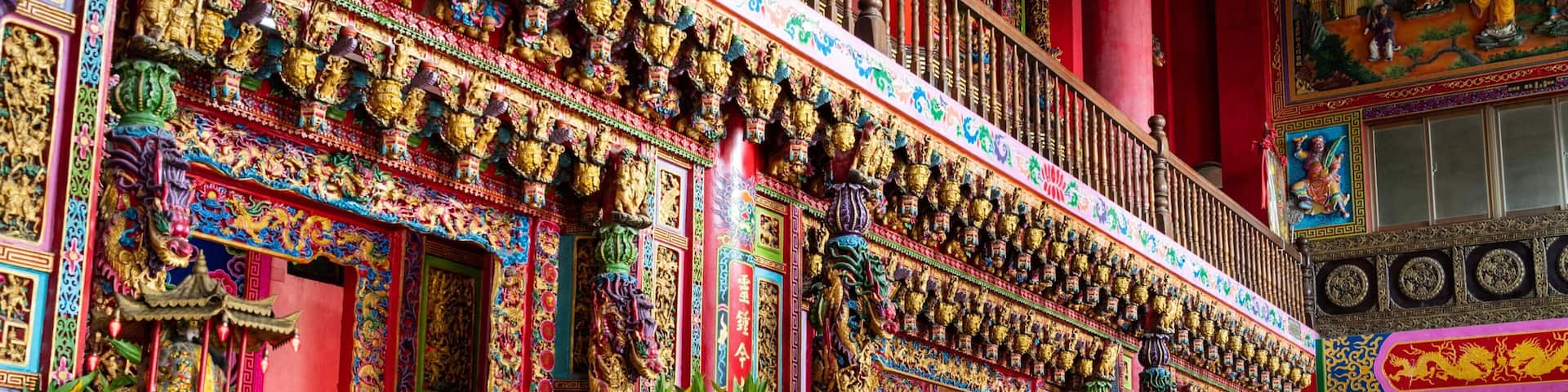 Jiufen showing heritage elements and interior views