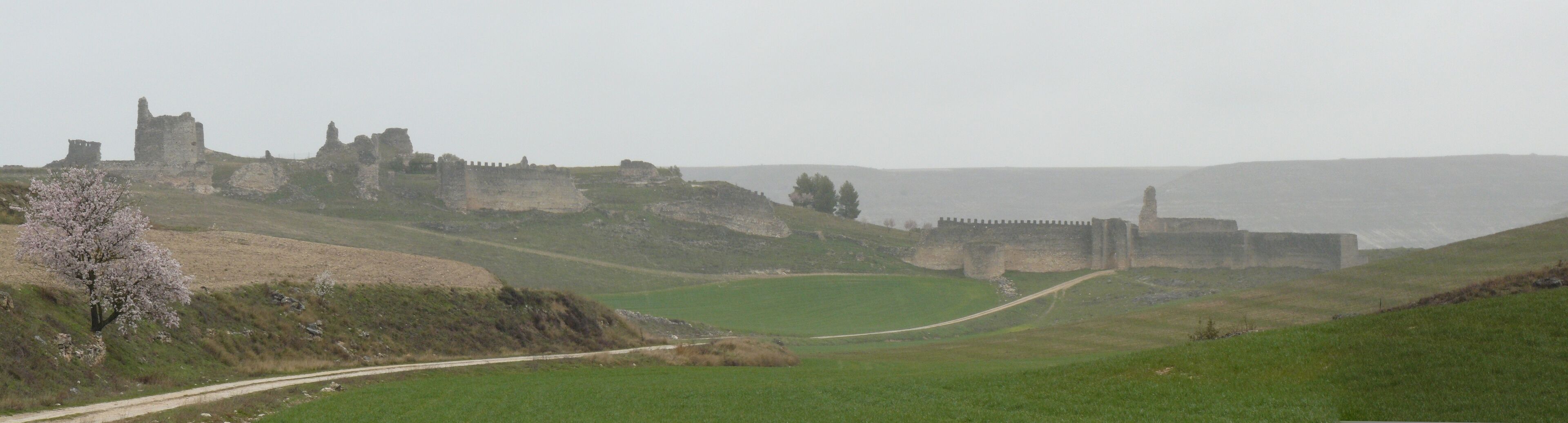 Medieval walls of Fuentidueña (Segovia, Spain)
