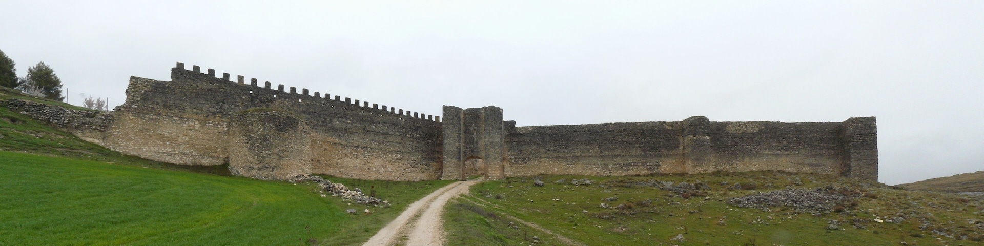 Medieval walls of Fuentidueña (Segovia, Spain)