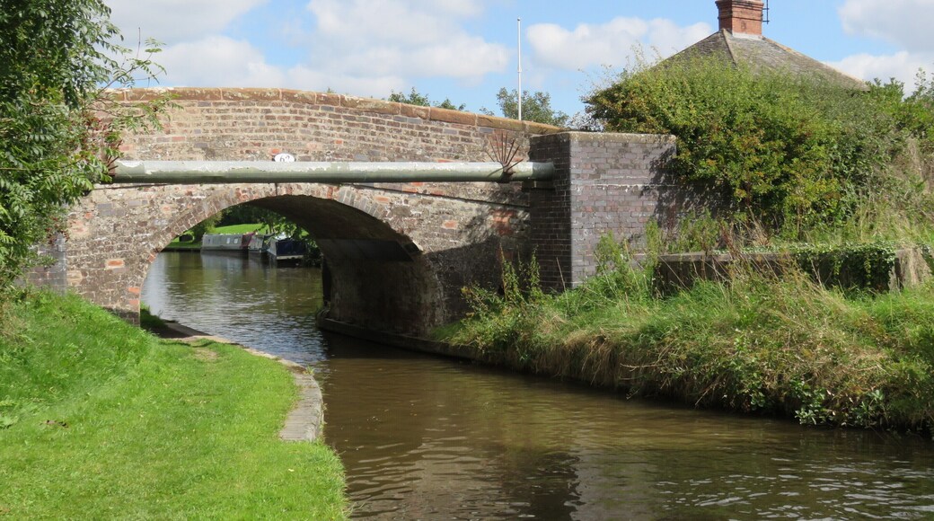 Photograph of Bridge 62 (Coachman's Bridge) over the Llangollen Canal, near Tetchill, Shropshire , England