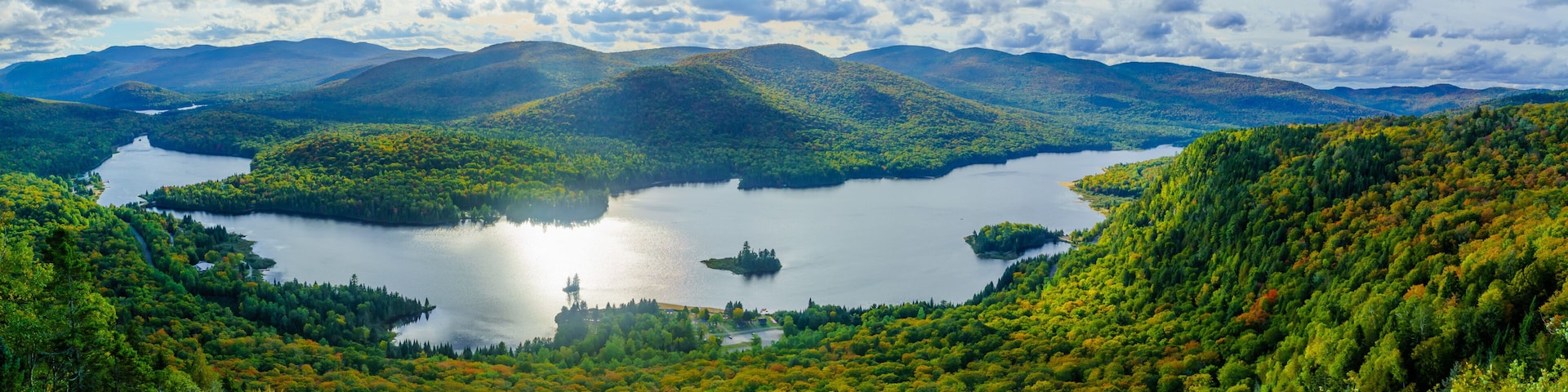 La Roche observation point, in Mont Tremblant National Park