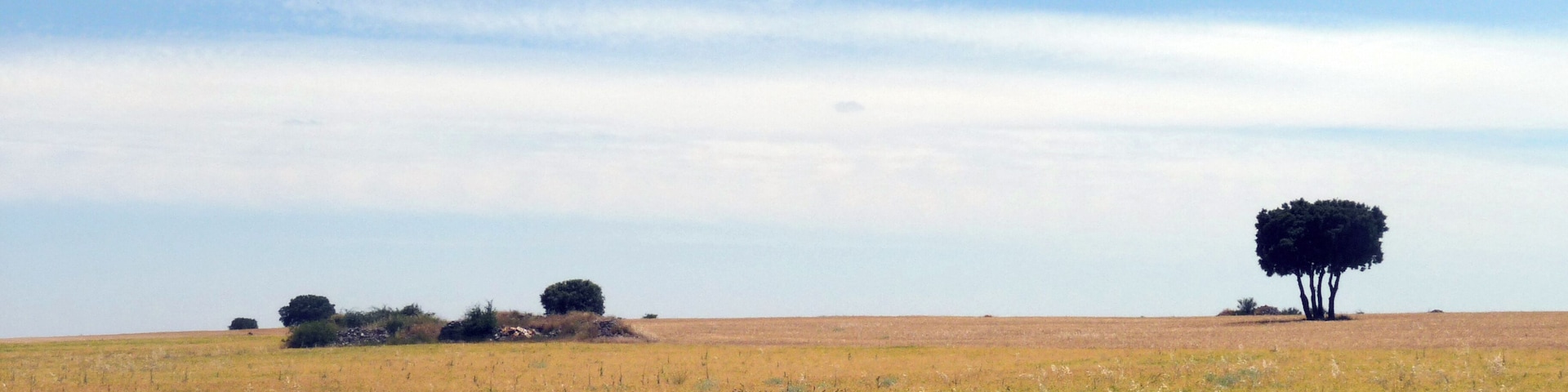 Paisaje al norte de Atanzón.