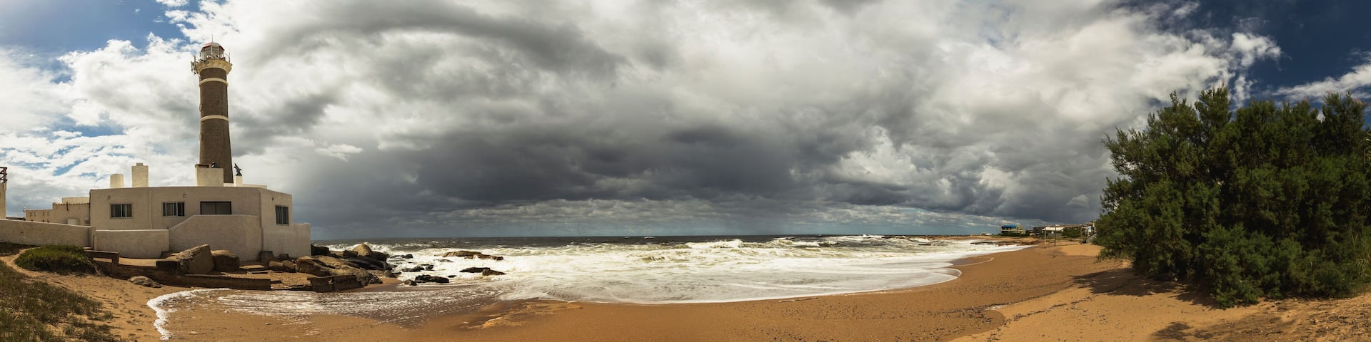 Pano Lighthouse and River