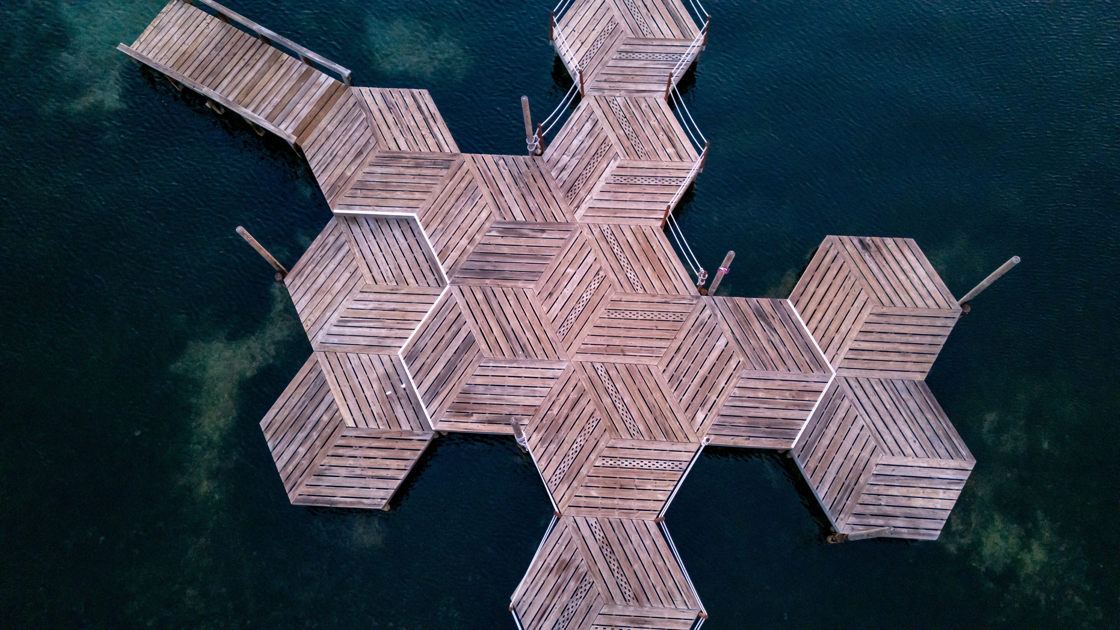 洛斯烏魯蒂雅斯