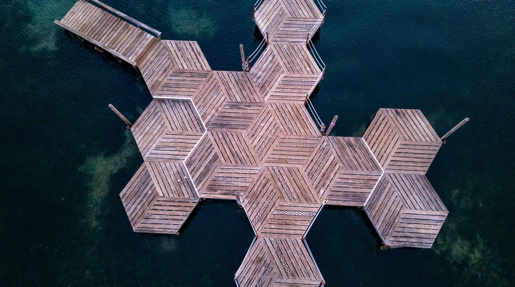 洛斯烏魯蒂雅斯