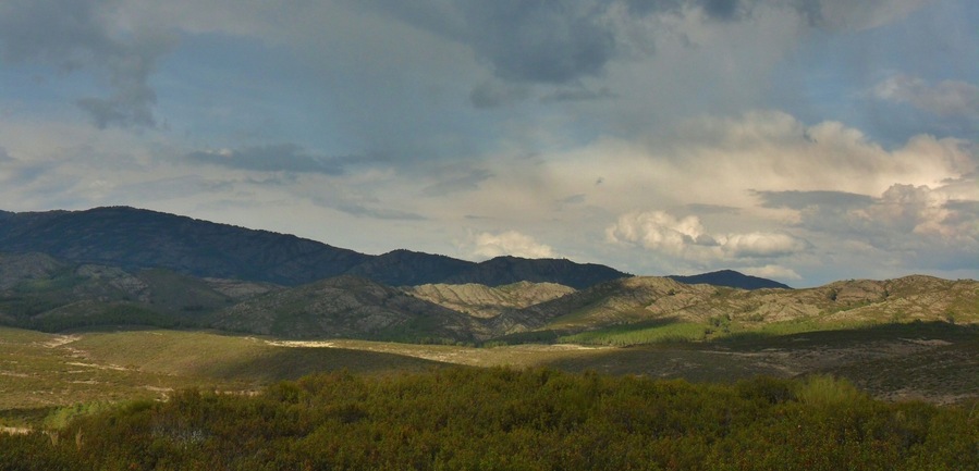 Vista de la Sierra de la Concha en Valdepeas de la Sierra
