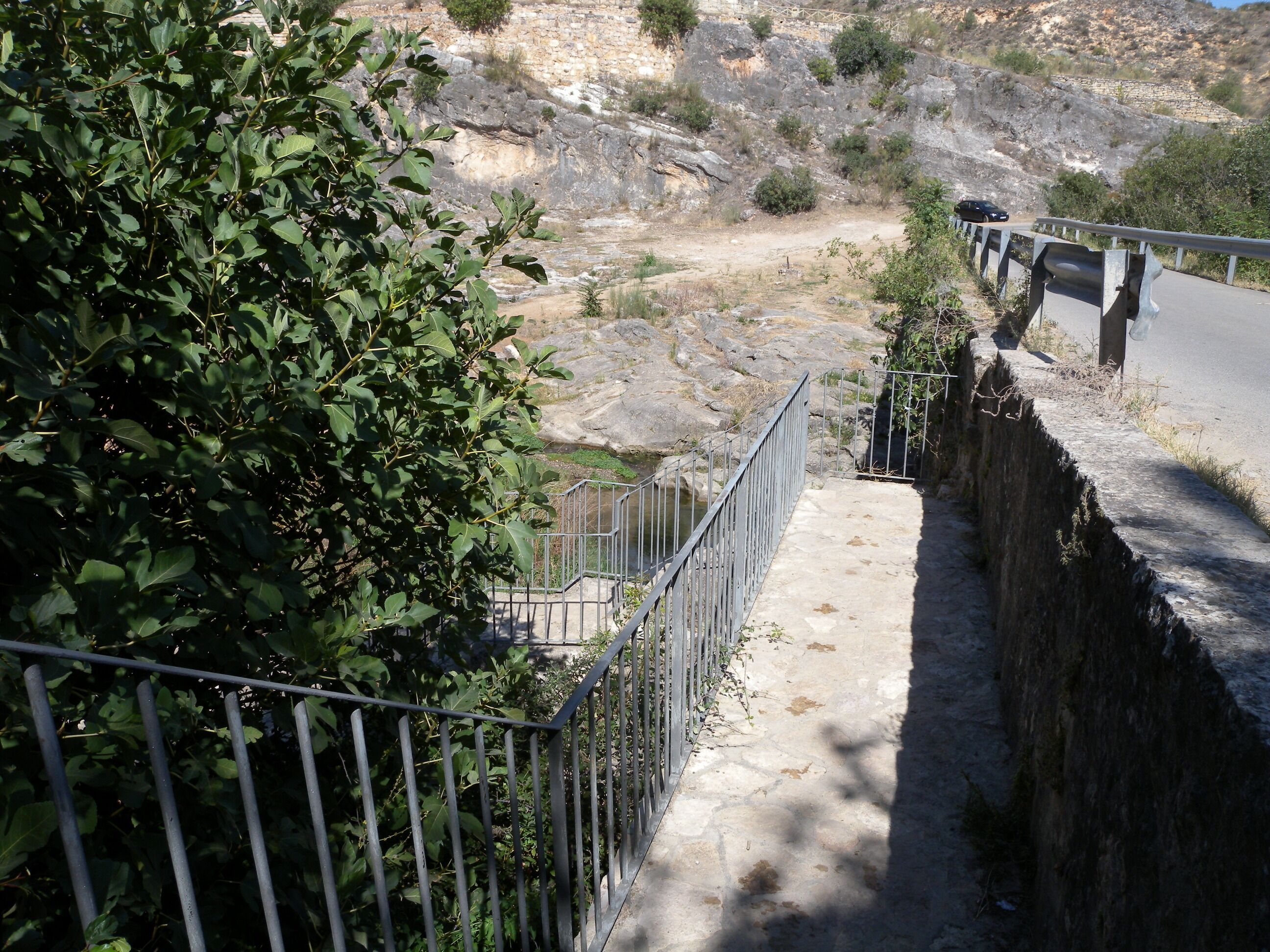 Bajada al Pontón de la Oliva