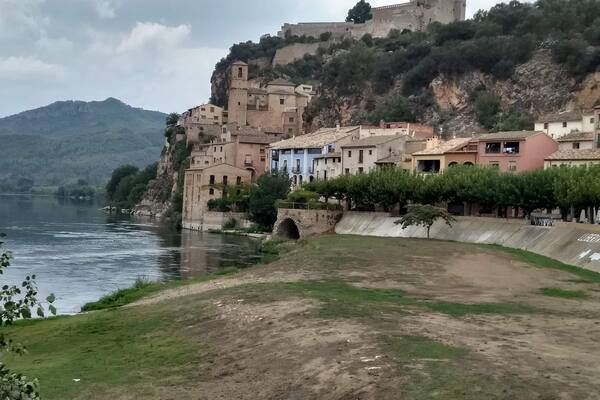 Nice village of Miravet