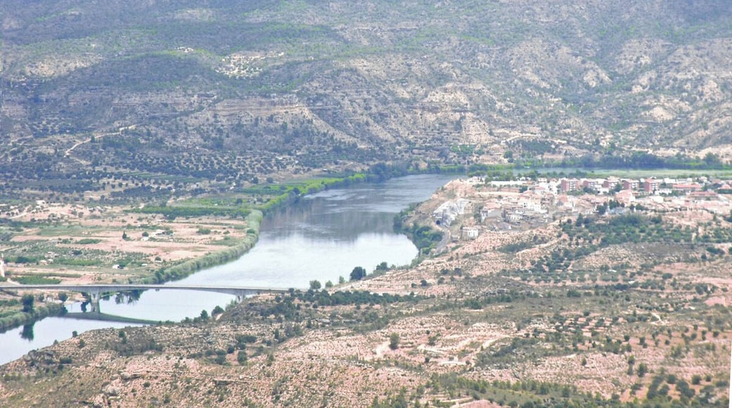 Ribaroja d'Ebre des del mirador de la Fatarella