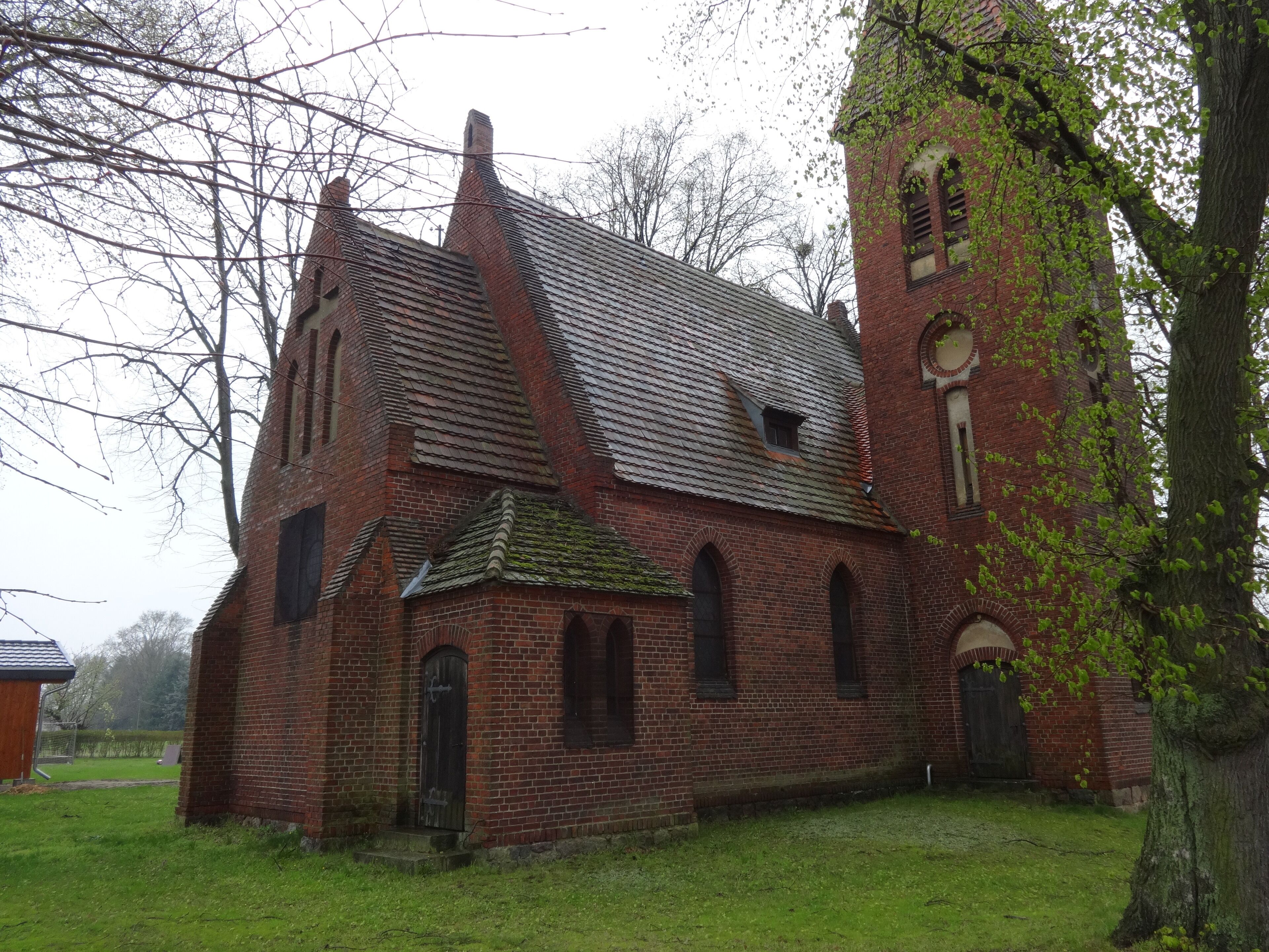 Die Dorfkirche in Rottstock ist eine neugotische Saalkirche in Rottstock, einem Ortsteil der Gemeinde Gräben im Landkreis Potsdam-Mittelmark in Brandenburg. Auffällig ist der an der Nordseite asymmetrisch positionierte Turm.