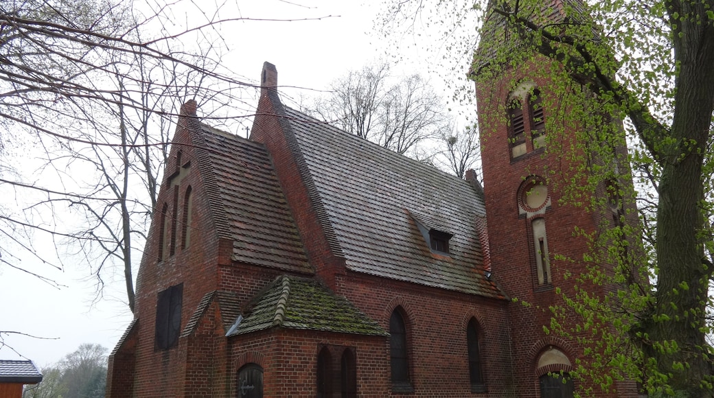 Die Dorfkirche in Rottstock ist eine neugotische Saalkirche in Rottstock, einem Ortsteil der Gemeinde Gräben im Landkreis Potsdam-Mittelmark in Brandenburg. Auffällig ist der an der Nordseite asymmetrisch positionierte Turm.