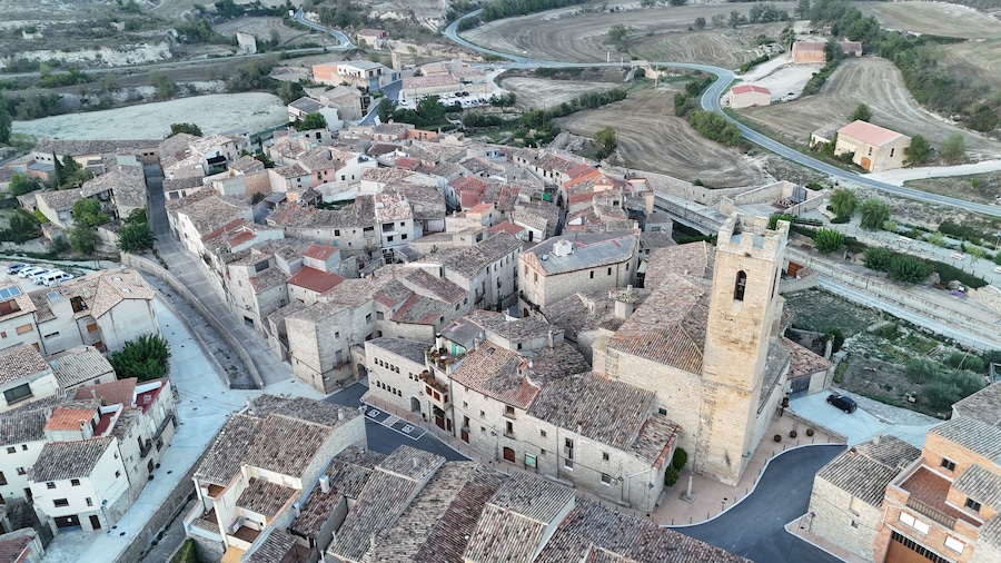 El pueblo de Conesa(Tarragona), desde el aire.