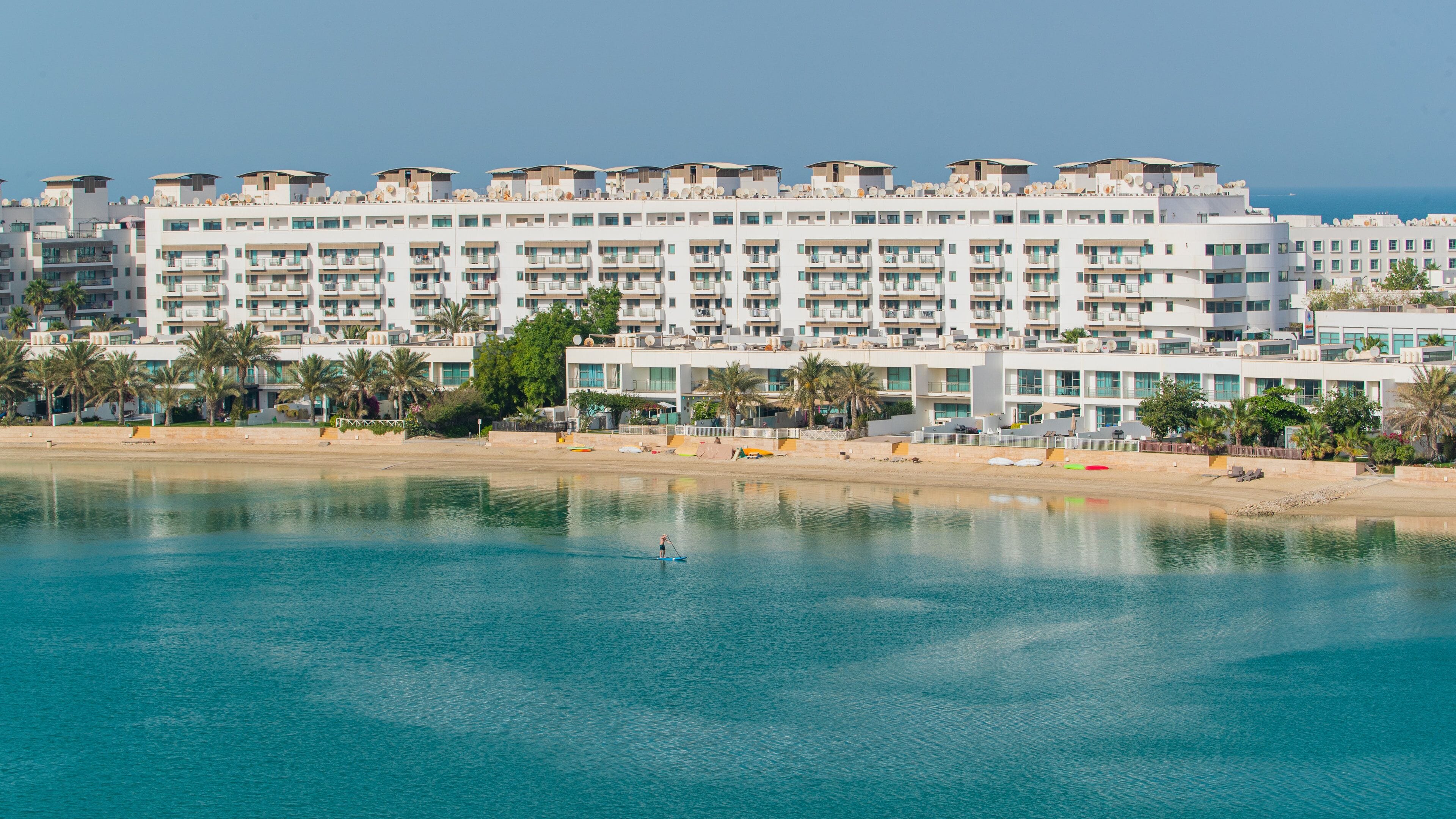 Amwaj Islands which includes a coastal town and general coastal views