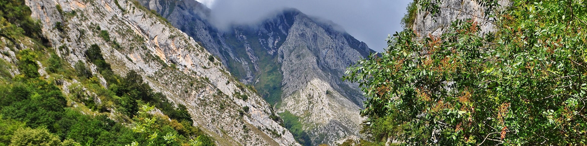 "...que los otros desfiladeros célebres..."