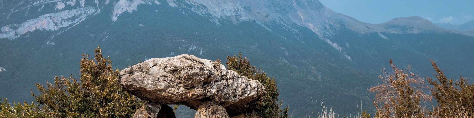 Dolmen of Tella. Sobrarbe, Aragón, Spain