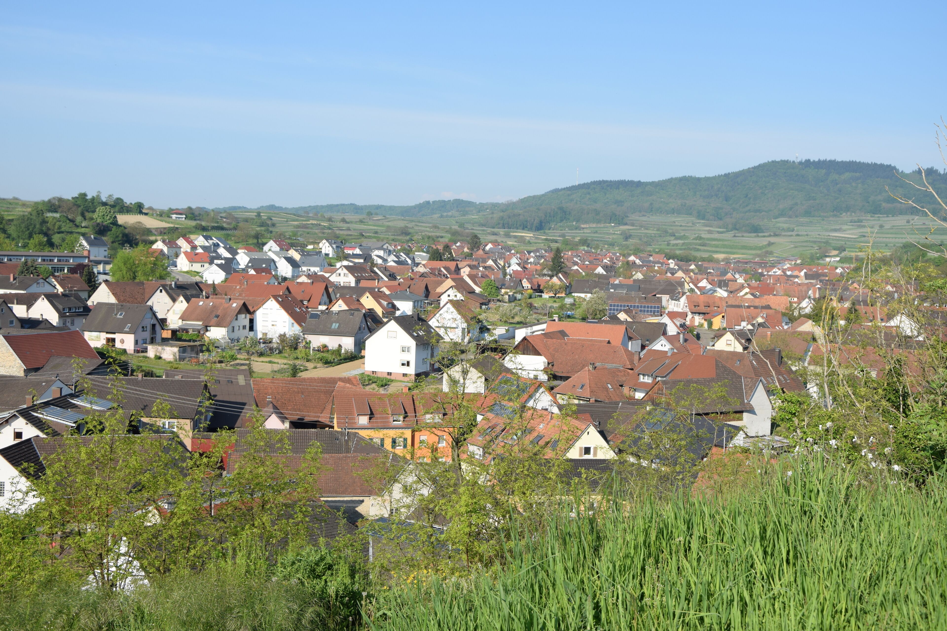 آيشتيتن آم كايزاشتول