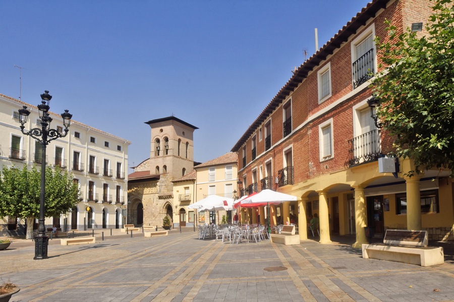 Square and Romanesque church of Satiago, Carrion de los Condes, Palencia province, Spain