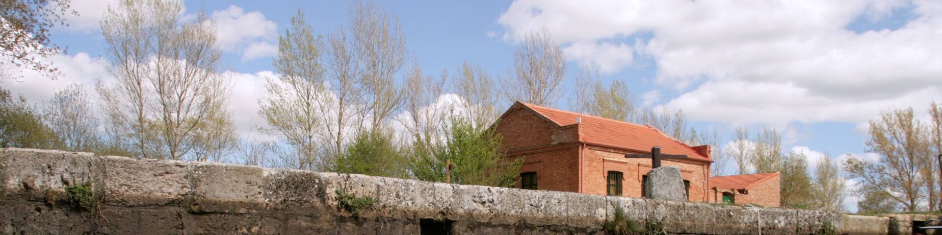 Llenado de la sexta esclusa del canal de Castilla
