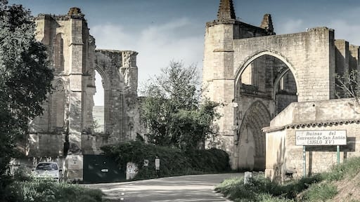 San Anton XIVth C
Ancient Ruins of a Monastery you can stay over night but no running water or electricity run by volunteers a experience to stay