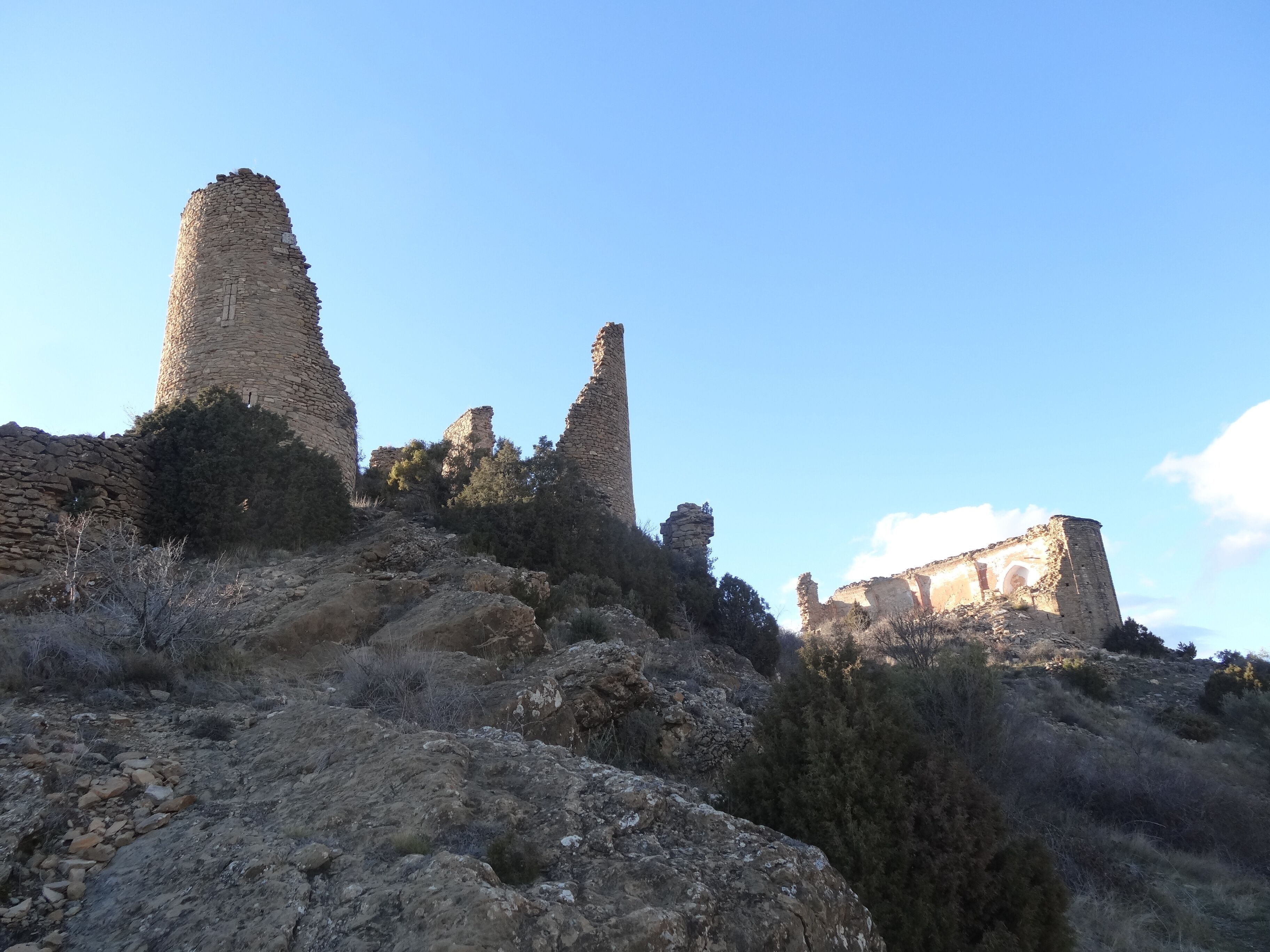 Castell d'Orcau i Mare de Déu de la Pietat (març 2013)