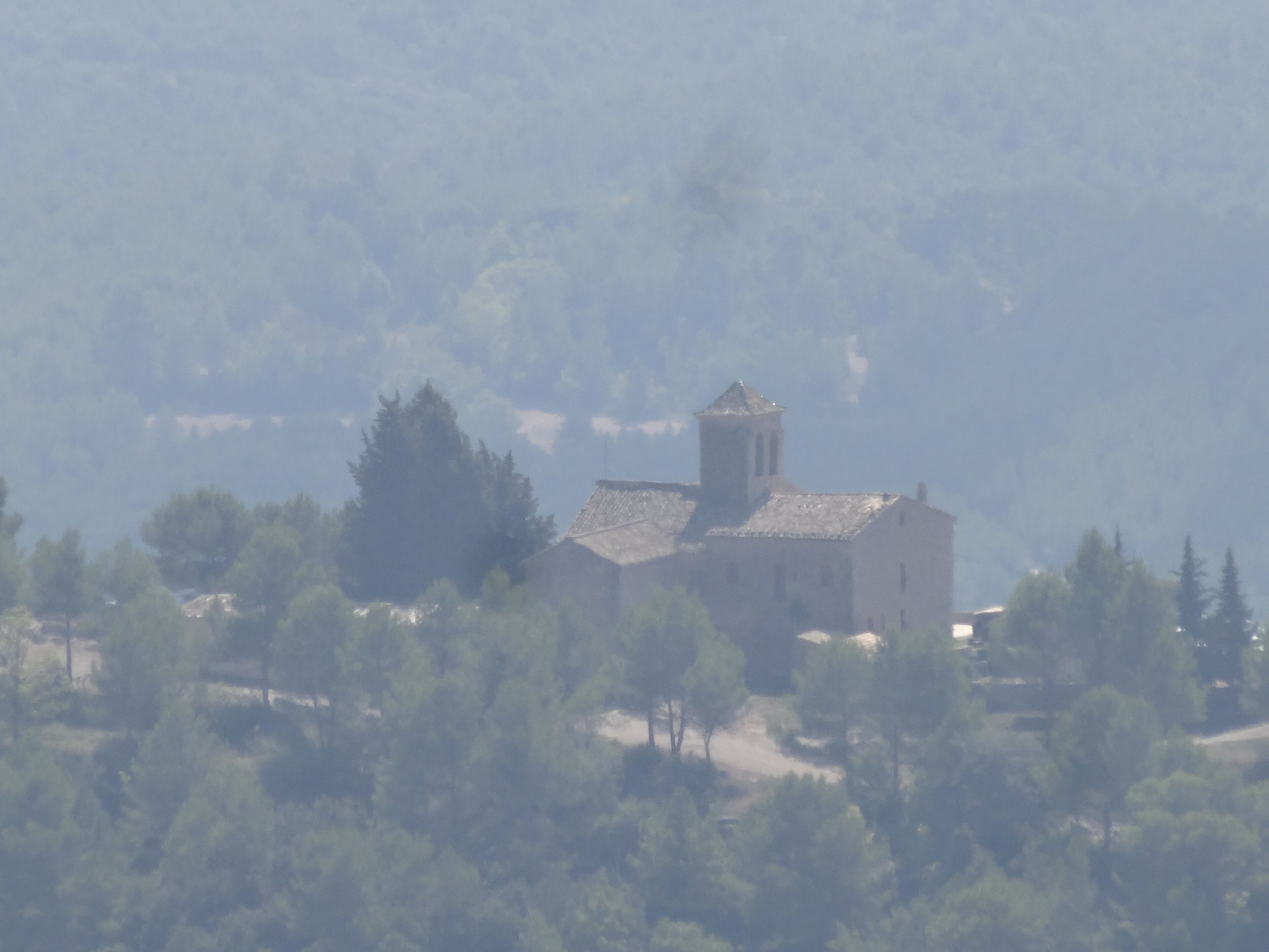 Sant Pere de Castellfollit del Boix. Vist des del Cogulló de Cal Torre (o Cogulló de Can Torra).