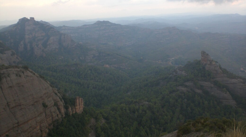 Emprius i Rocamur des del cim de la Morella (novembre 2011)