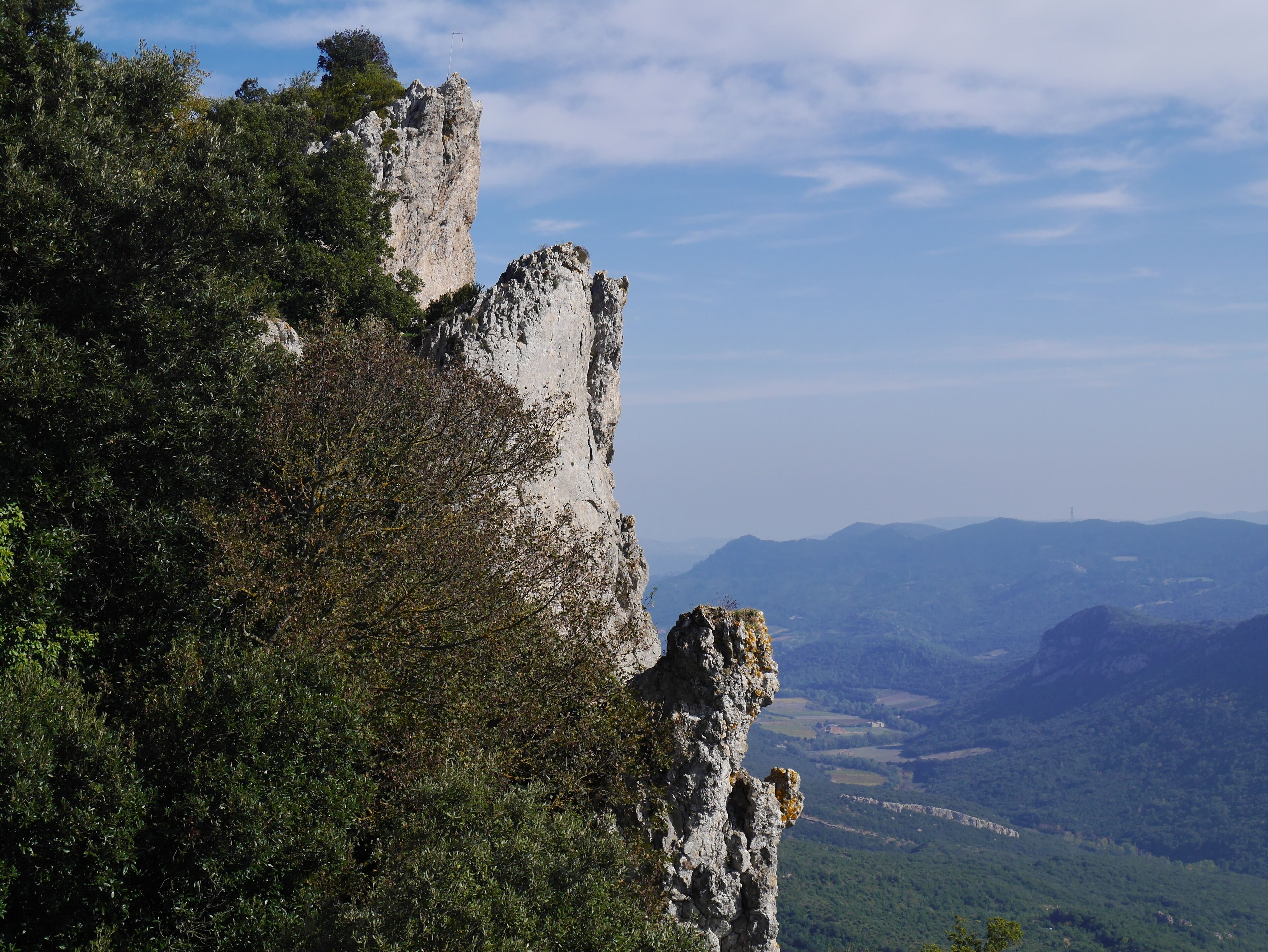 This building is indexed in the Base Mérimée, a database of architectural heritage maintained by the French Ministry of Culture, under the reference PA00102673 .
