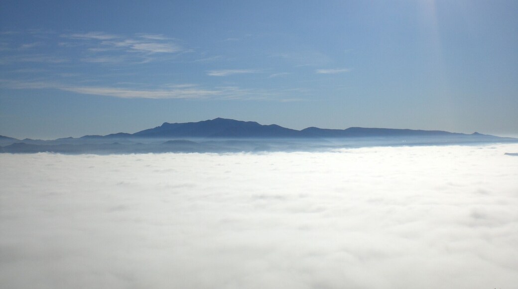 Agudes i Montseny des del Turó de la Creu de Gurb (gener 2012)