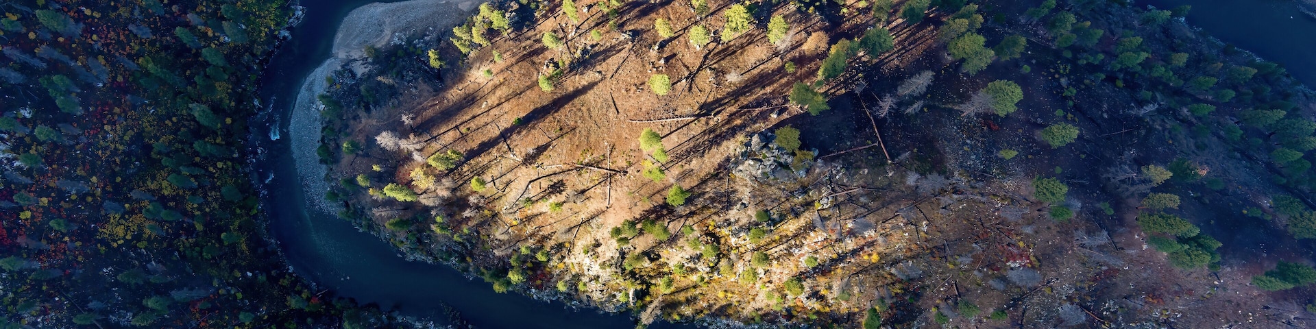 Bend in a river in a deep Idaho canyon