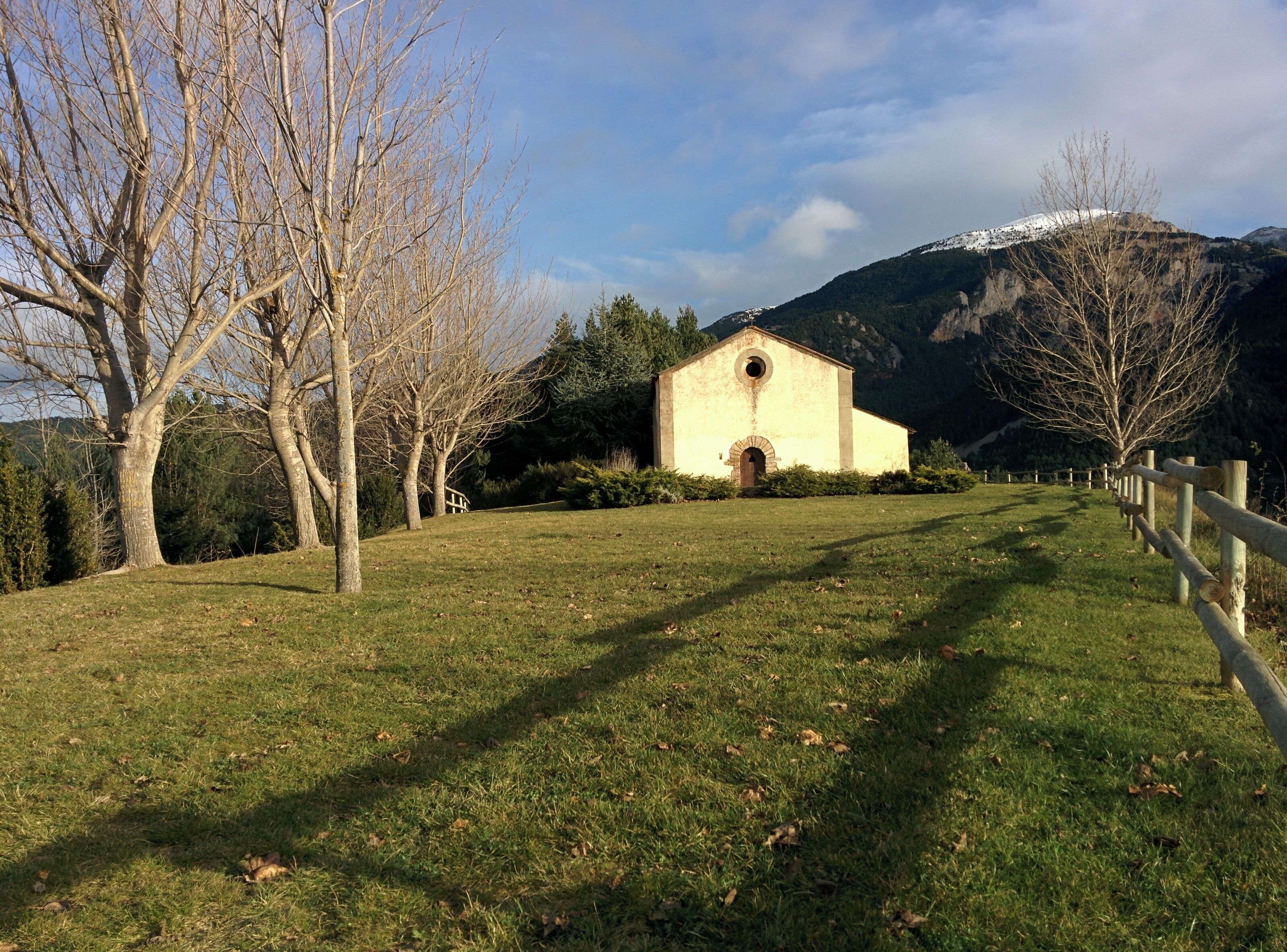 Ermita de Sant Grau del Puig d'Urús