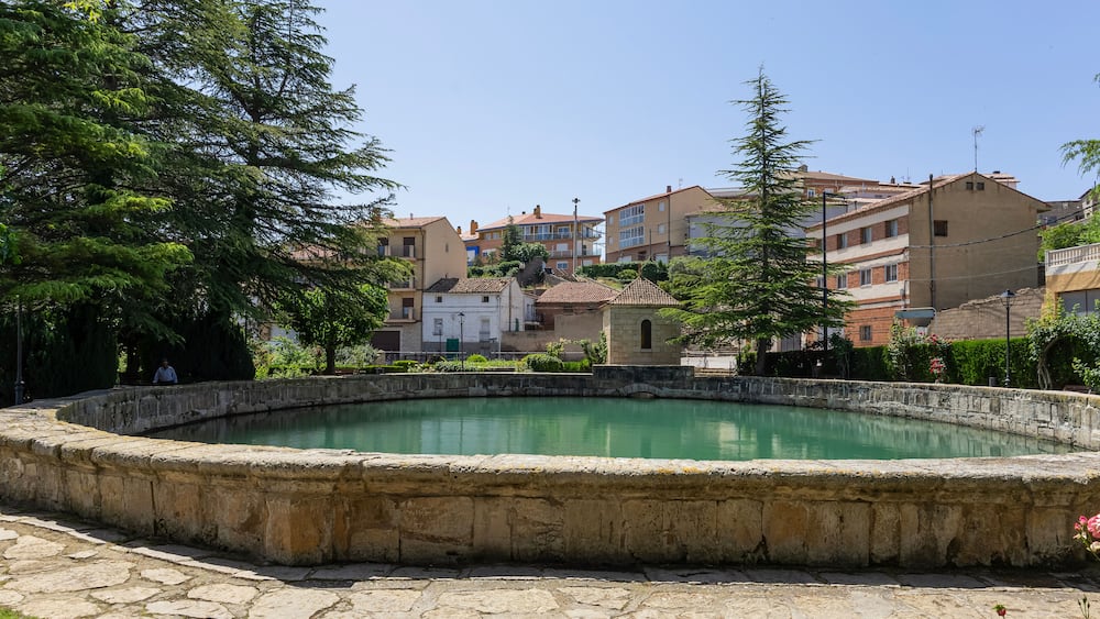 La Fuente de Cella , situada en la localidad turolense de Cella, España