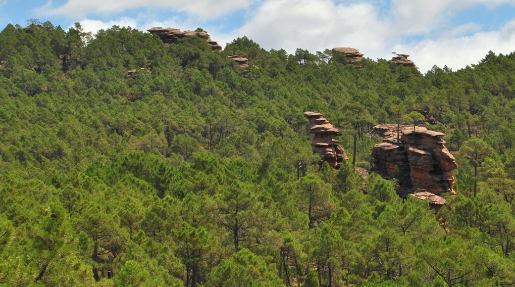 Rock formations - Near Cañete - Cuenca province