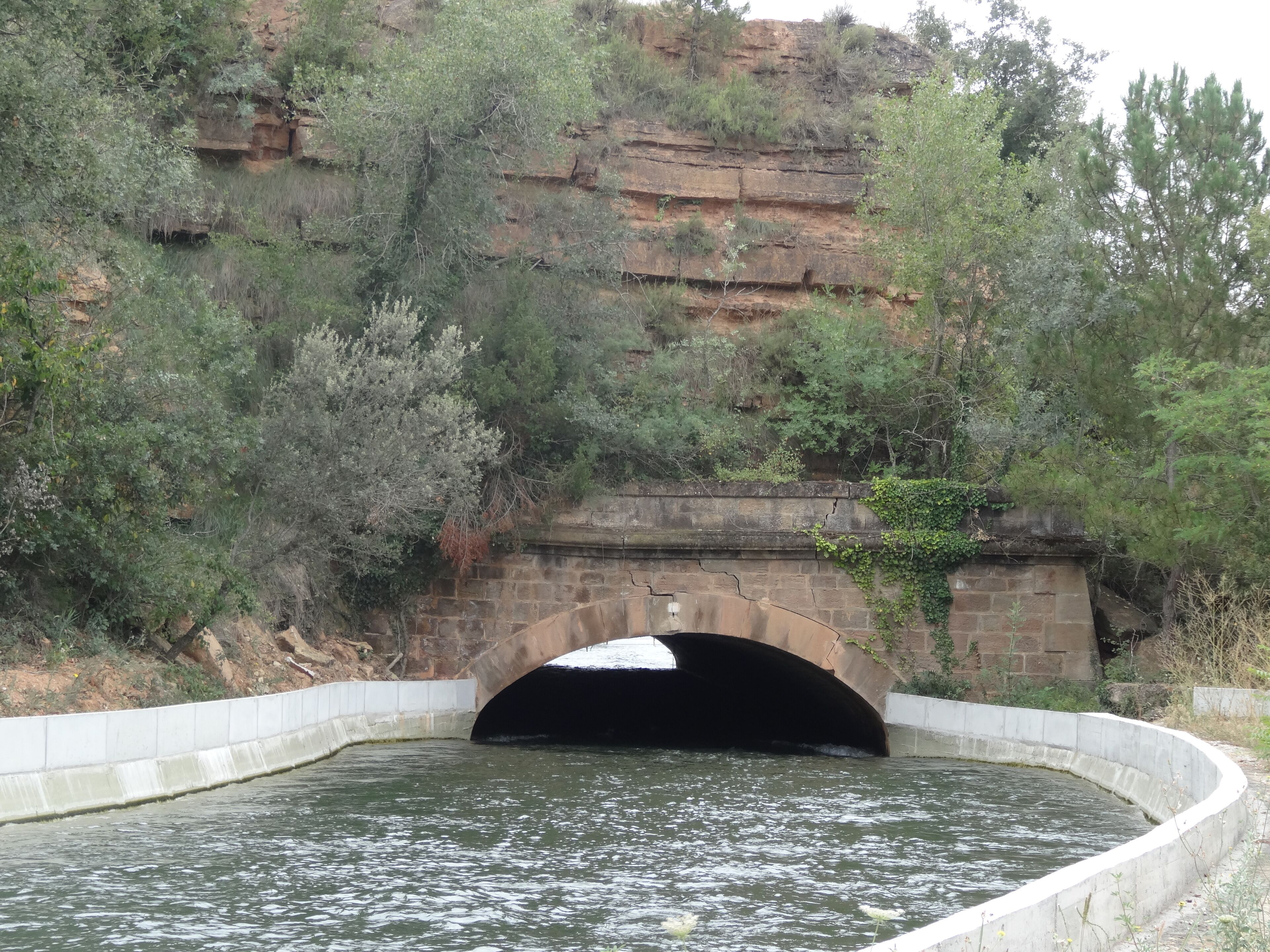 Canal d'Urgell entre la Peixera i Collfred. Segon túnel de la Peixera