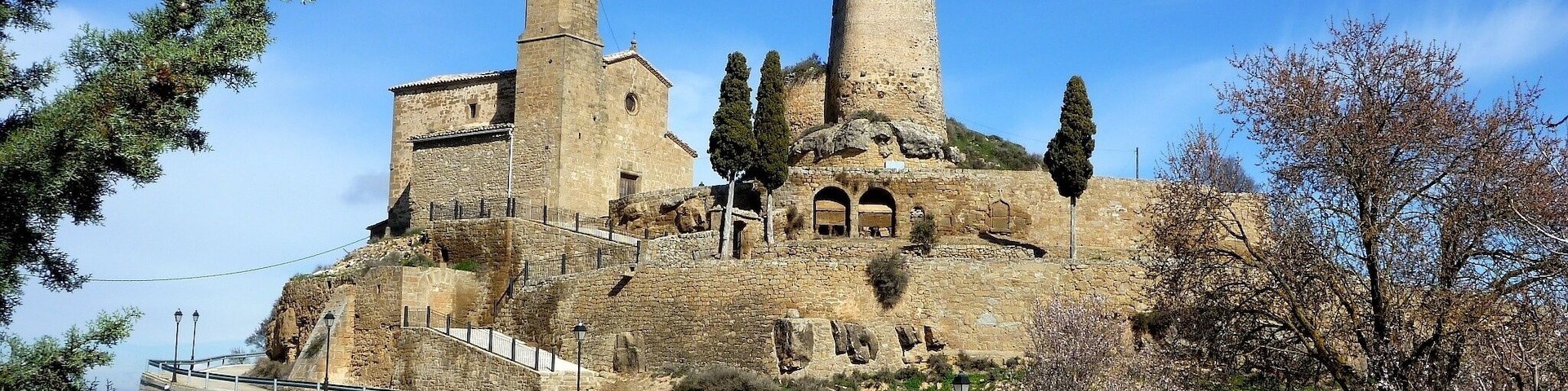 Castell de Lloberola (Biosca): des de l'Escola