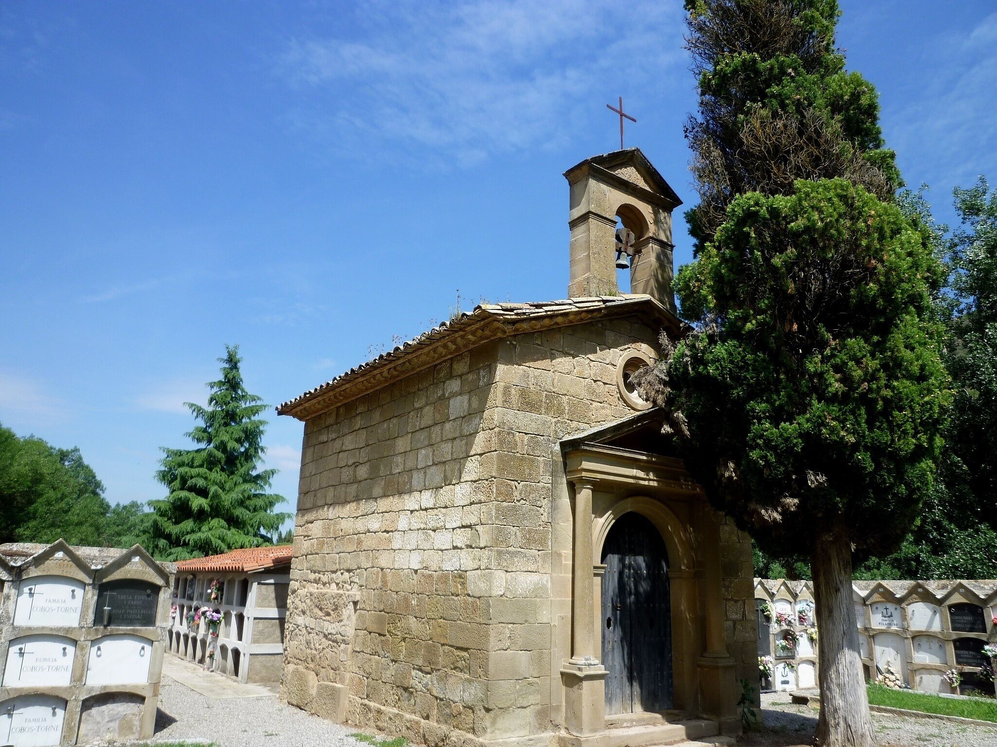 Cementiri de Torà}: capella