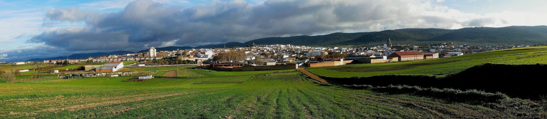 Panoramic view of Almodóvar del Campo from the cemetery road.