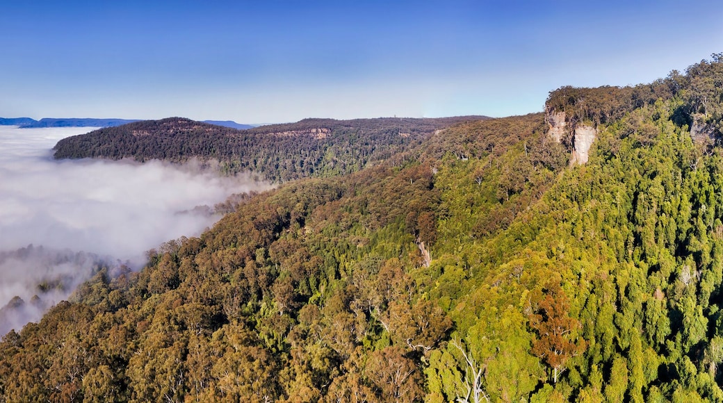 D KV fog cloud lake high pan
