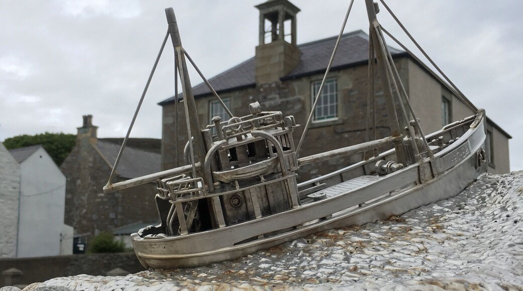 Memorial to the men who risked their lives in the Shetland Bus to Norway.