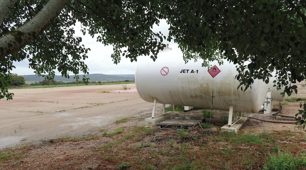 AerĂłdromo de Casas de Juan Gil, 03