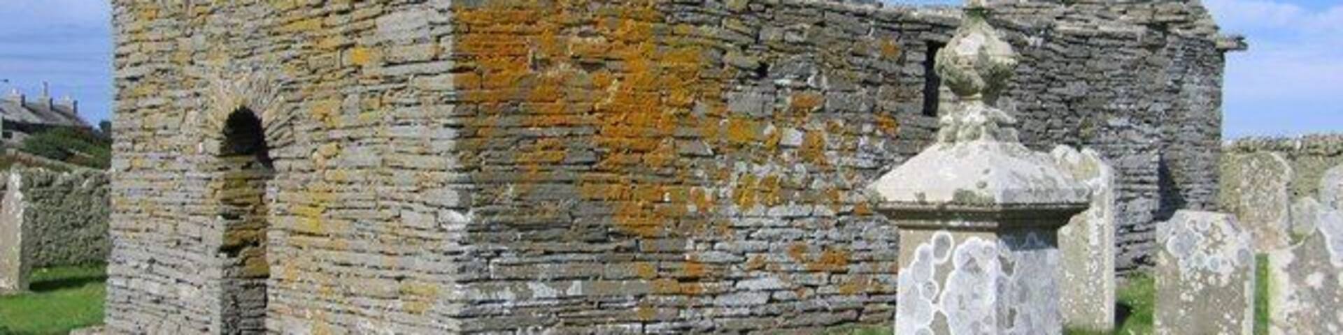 St Mary's Chapel on Wyre. The 12th century St Mary's Chapel below Cubby Roo's Castle and near Bu farm on Wyre. A well preserved chapel and walled graveyard believed to have been founded by either Cubbie Roo or his son Bjarni who was Bishop of Orkney.