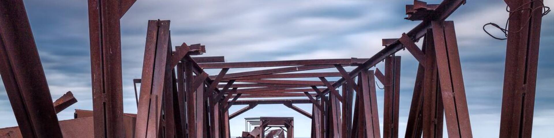 "Desolated Portal"
Soviet military submarine base. Now days is almost destroyed...