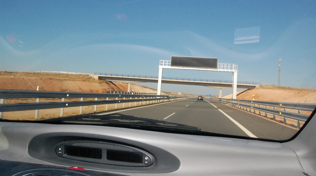 LA AP 36 A LA ALTURA DE CORRAL DE ALMAGUER