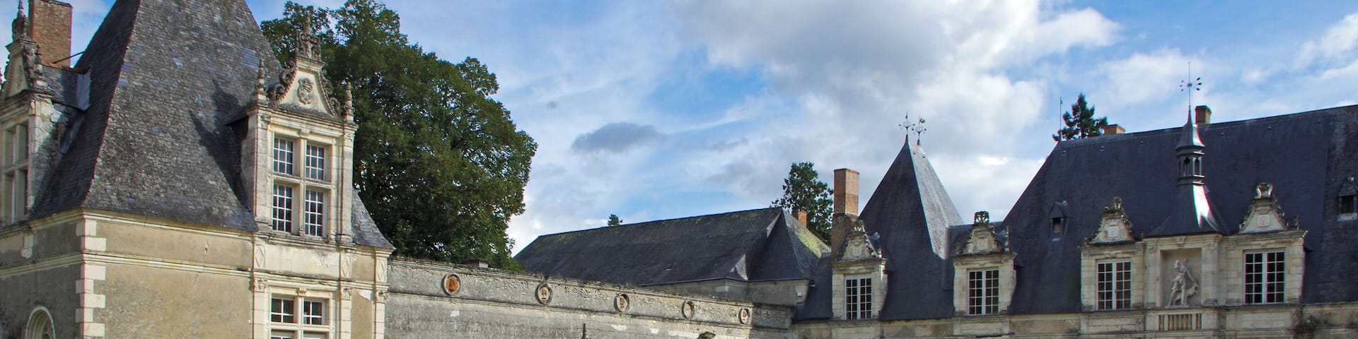 Ehrenhof des Schlosses Villesavin