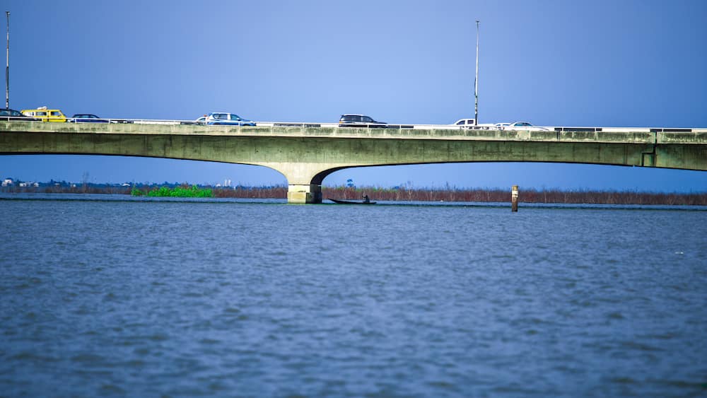 3rd mainland bridge in lagos nigeria