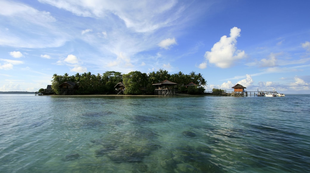 Pulau Maratua
