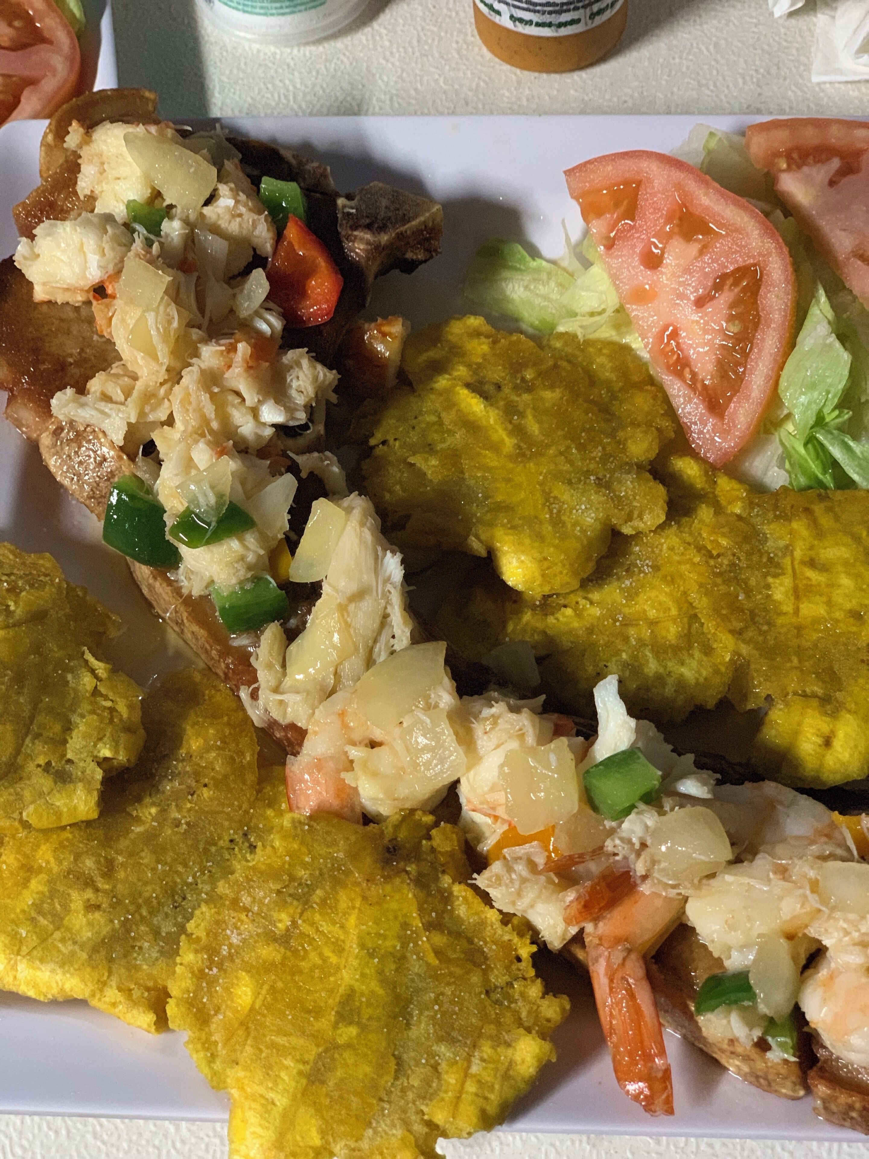 Por eso no cambio este negocio! Chuleta Can Can con Camarones y langosta! Brutal!!!