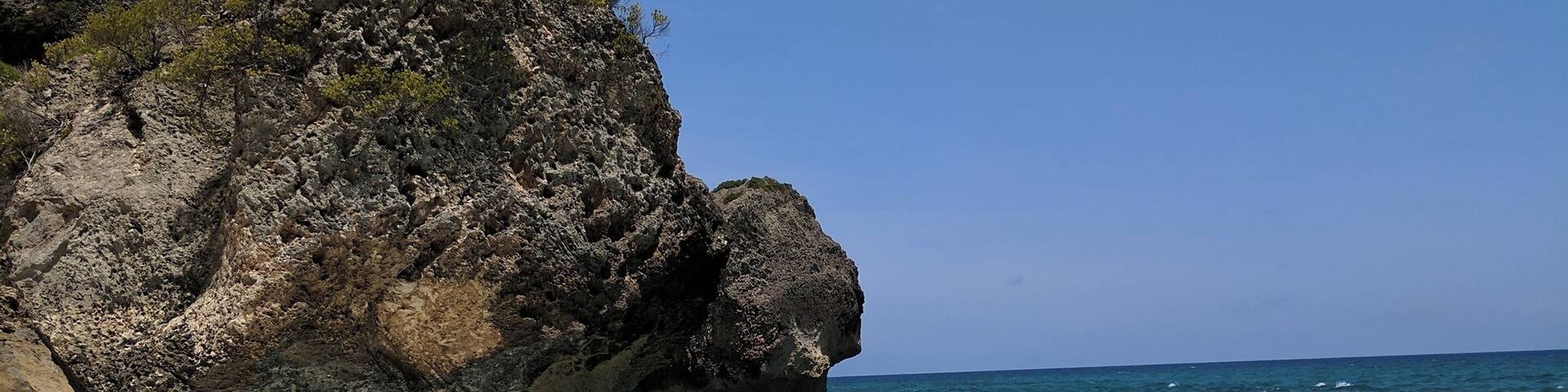 We hiked for 20 minutes to get to this beach and it was worth it #LifeAtExpedia